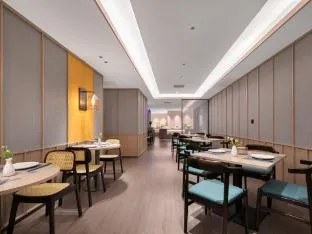 Country Inn & Suites by Radisson Wuhan Jianghan Road Pedestrian Street Jiqing Street
