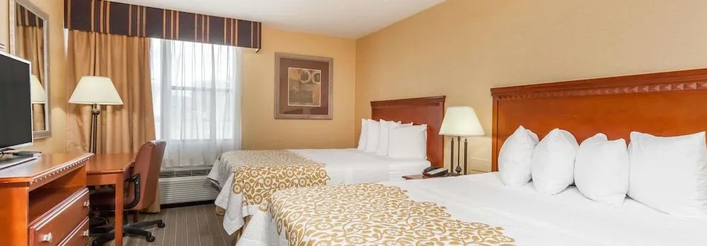 Days Inn by Wyndham Windsor Locks / Bradley Intl Airport