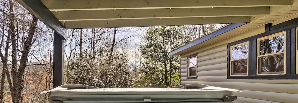 Pigeon Forge Cabin w/ Private Hot Tub & Gas Grill