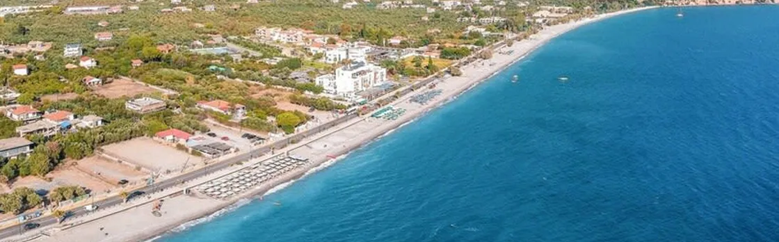Comfy Beach Flat, 10min To the City Center