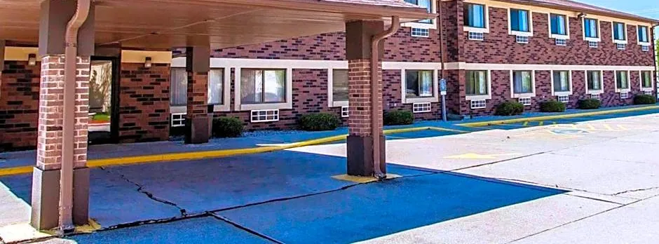 Quality Inn & Suites Champaign North - Urbana