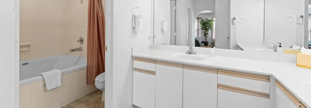 Carefree Getaways 2 Bedroom Condo by RedAwning