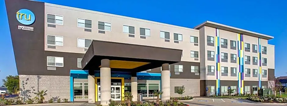 Tru by Hilton Grand Prairie Dallas