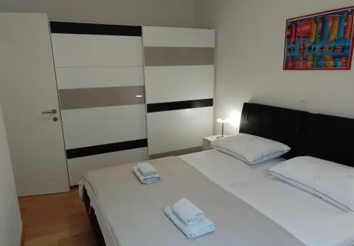 Apartment West Coast