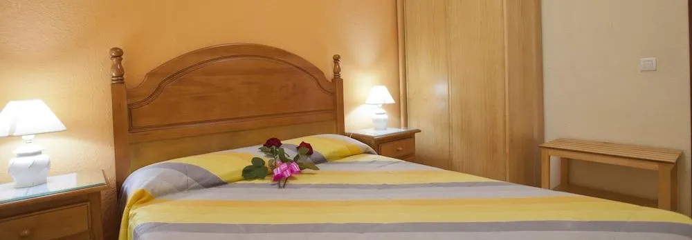 Banda Del Mar Apartment 101613 by Mo Rentals
