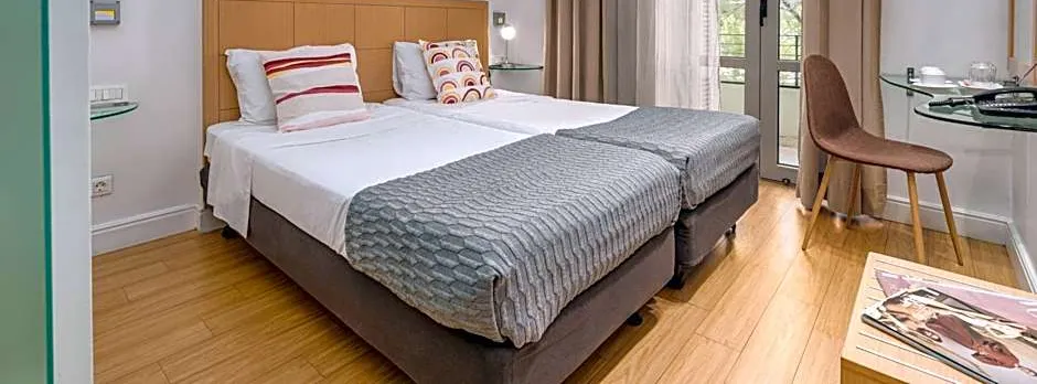 Chic Hotel