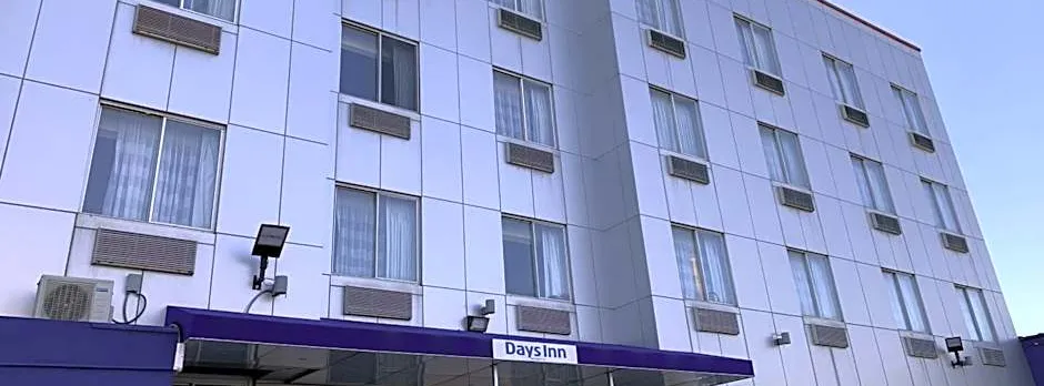 Days Inn by Wyndham Brooklyn Borough Park
