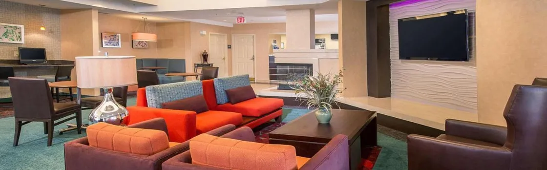 Sonesta es Suites Charlottesville University