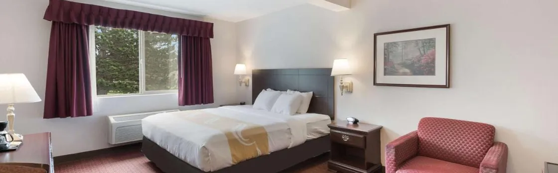 Quality Inn Grand Suites