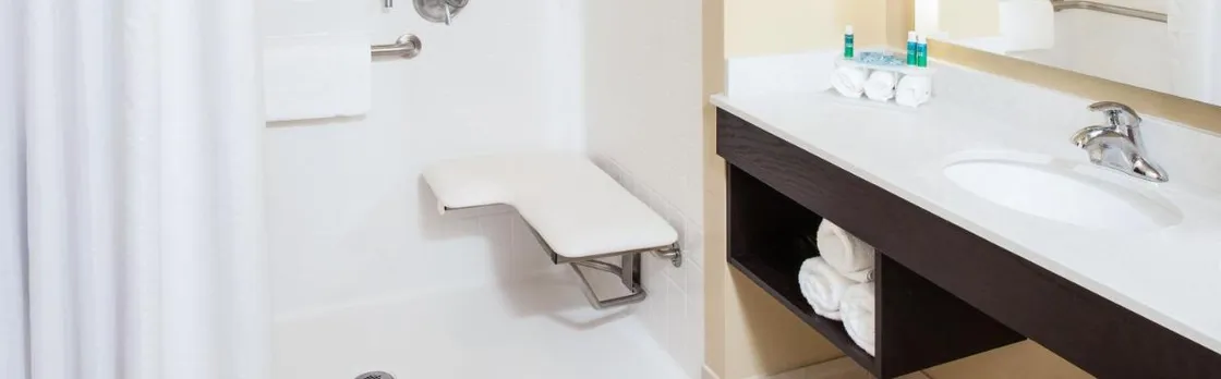 Holiday Inn Express & Suites Sandusky
