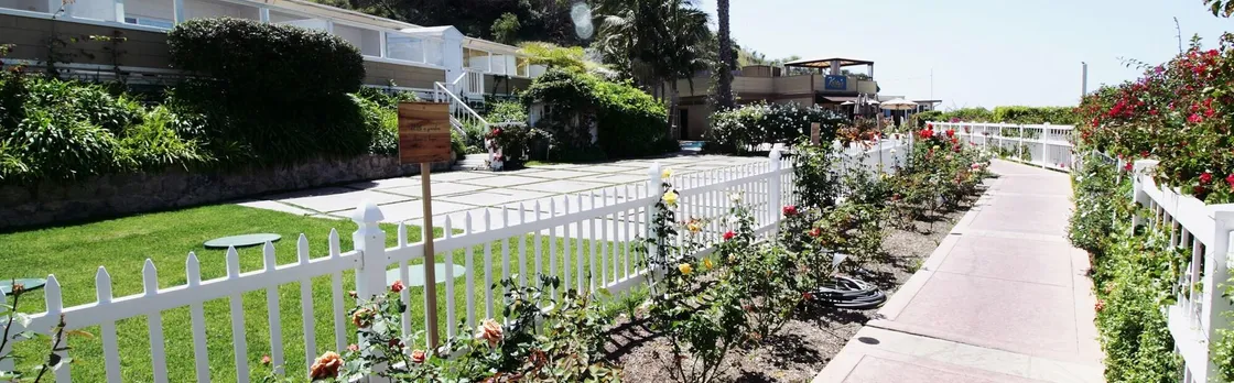 Malibu Country Inn