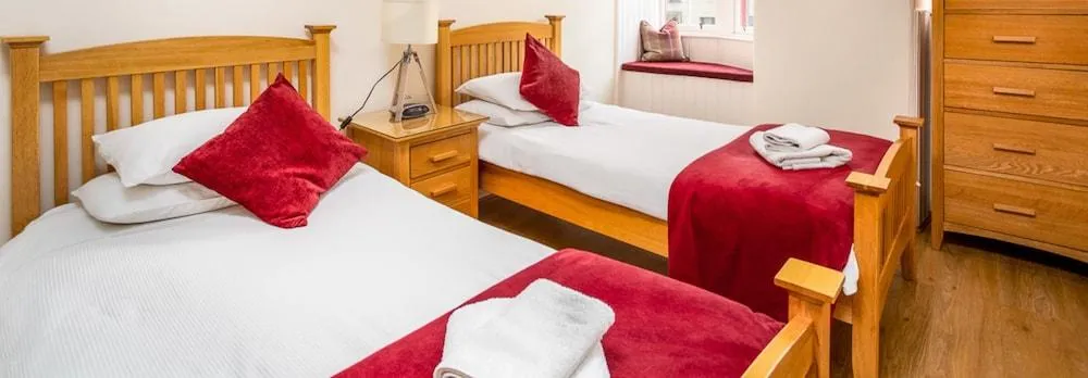 Lovely 2-Bed Apartment in Old Town Edinburgh