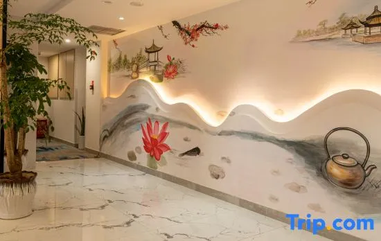 Manshe Hotel (Chongqing Haitangxi Metro Station Store)