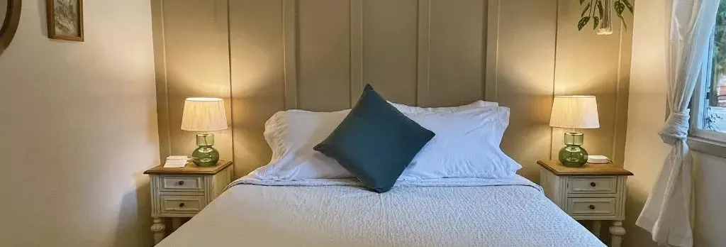 Emerald Valley Inn
