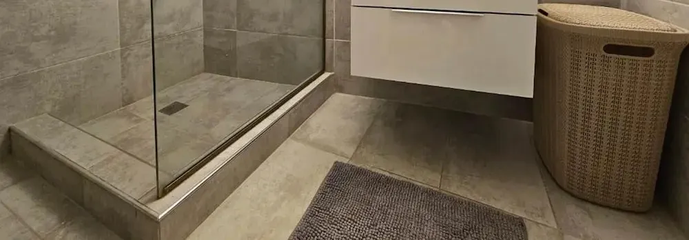 J G Luxury Apartment - Athens Town