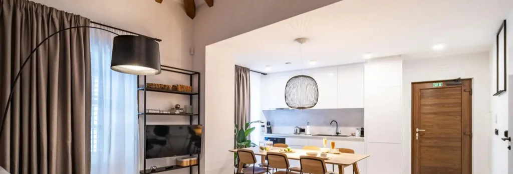 Agape Suite Old Town-Luxury Two Bedroom Apartment