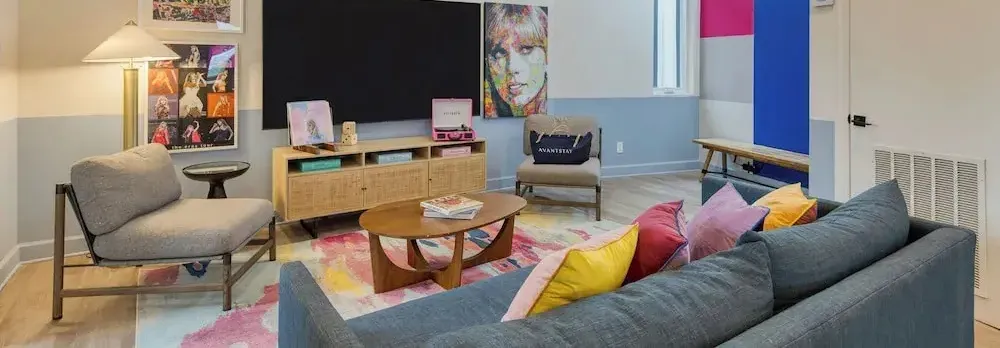Sleeps 44 4 Themed Lofts w/ Skyline Balconies, Neon Backdrops & Glam Kitchensperfect for Nashville Group Stays The Swift Retreat by Avantstay
