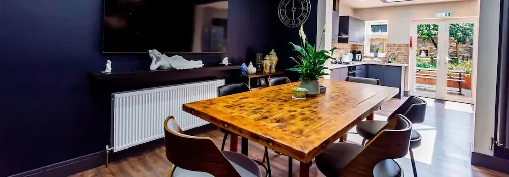 London Heathrow Airport 6 Bedroom Ensuite