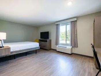 Echo Suites Extended Stay By Wyndham Indianapolis Ameriplex