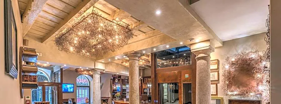Hotel Santa Marta Suites