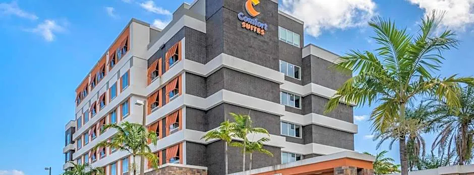 Comfort Suites Fort Lauderdale Airport & Cruise Port
