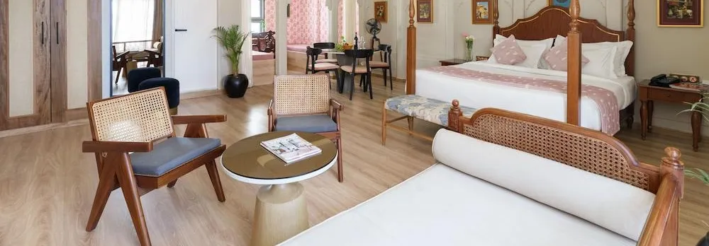 The Red Pier by Downtown Udaipur (Adults only)