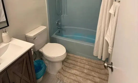 Newly Renovated 3 Bedroom House in Lakewood
