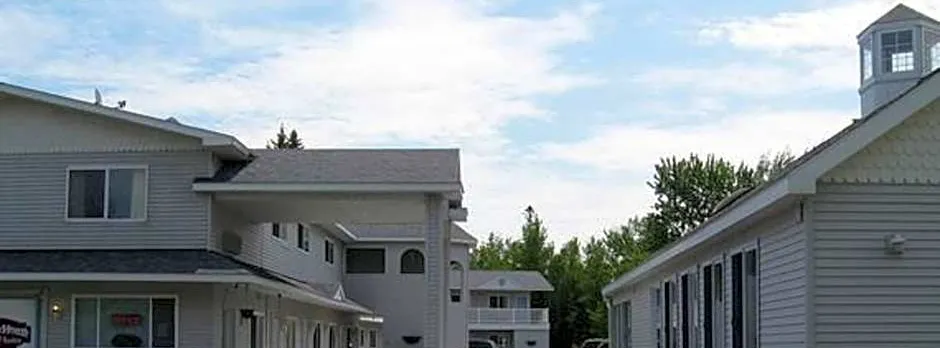 Mackinaw Budget Inn