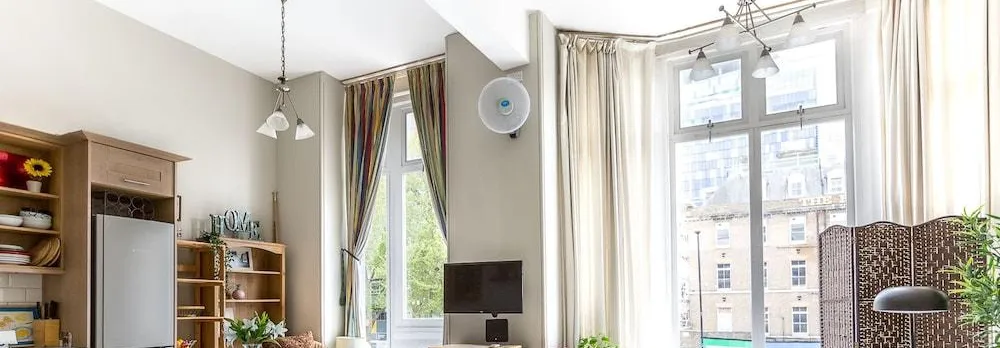Bright Two Br Period Apartment in Whitechapel
