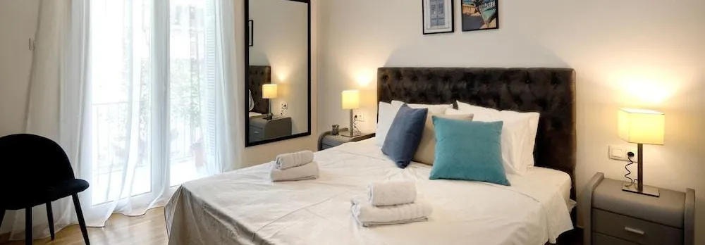 Elegant Big Apartment in Athens with Balcony
