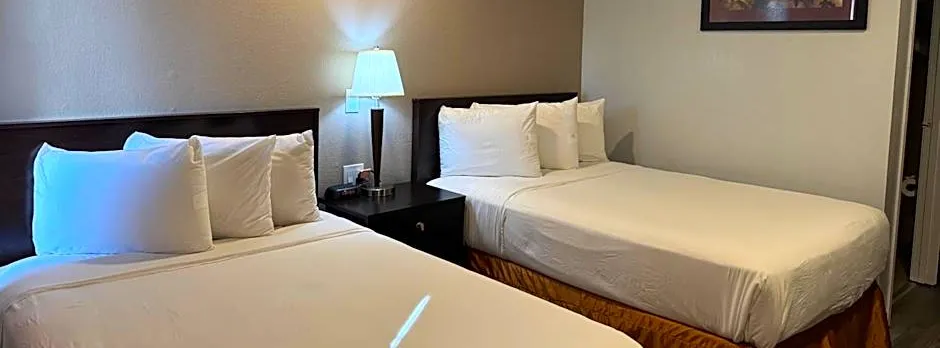 Travelodge by Wyndham Sacramento / Rancho Cordova
