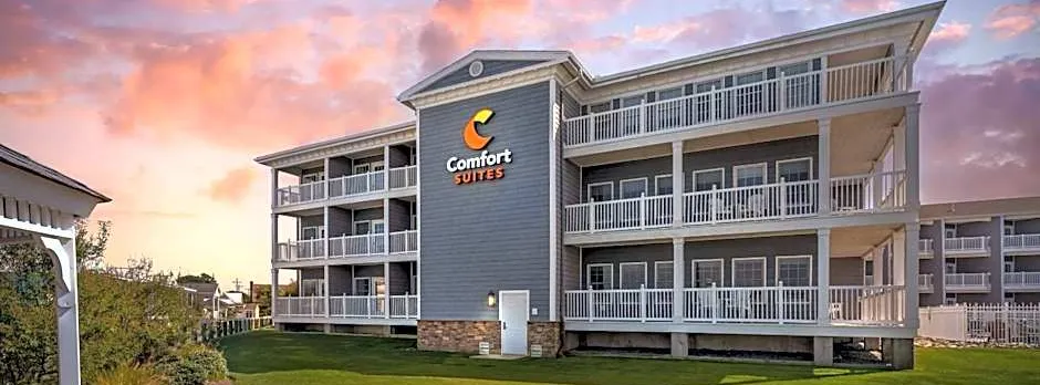Comfort Suites Chincoteague Island Bayfront Resort