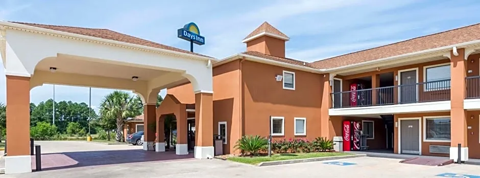 Days Inn by Wyndham Sulphur LA