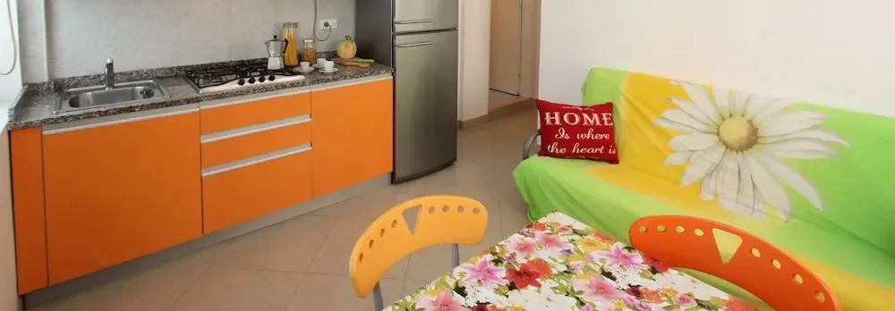 Two-bedroom Flat by the Beach