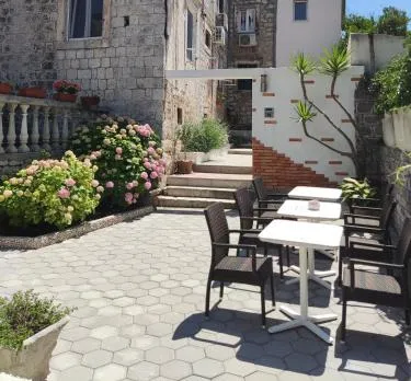 **Stone House ** Trogir Center ** Old Town