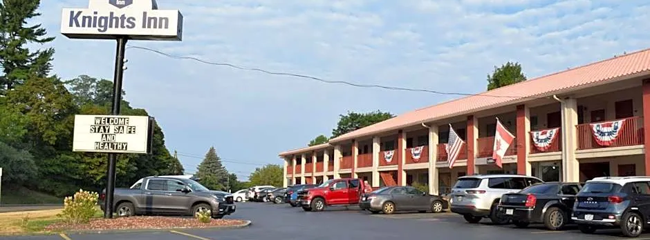 Knights Inn - Oswego, NY