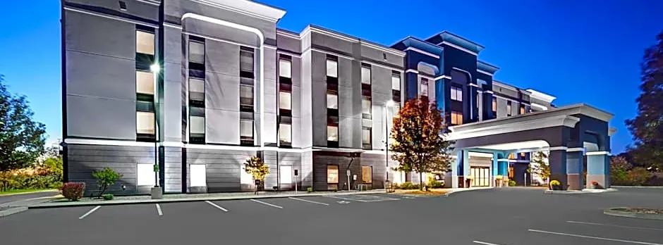 Hampton Inn & Suites Syracuse Dewitt