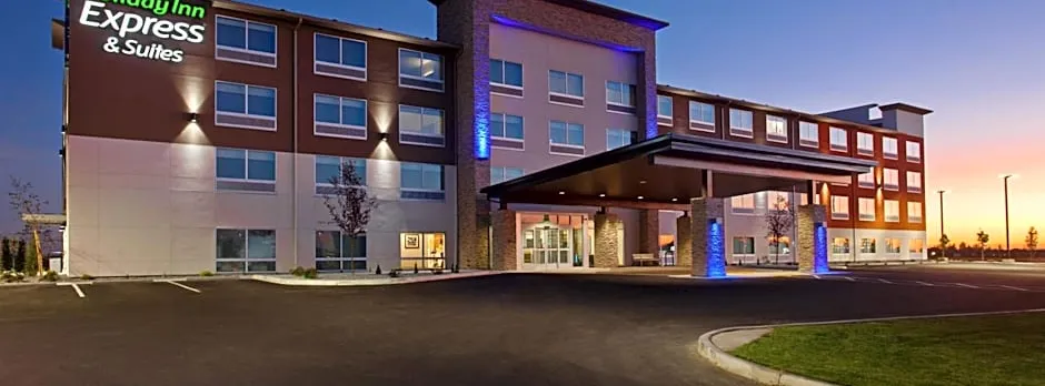 Holiday Inn Express and Suites Moses Lake By IHG