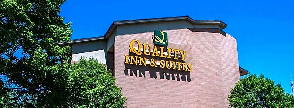 Quality Inn & Suites Peoria North