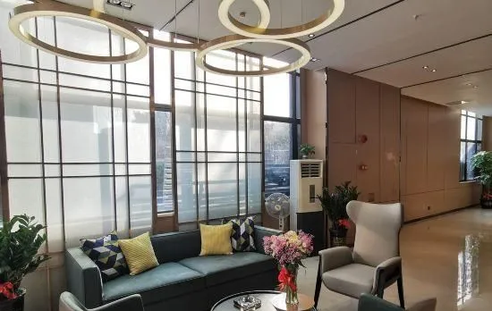 Dongyi convenient hotel (Guangzhou Zhizao Plaza foreign trade school store)