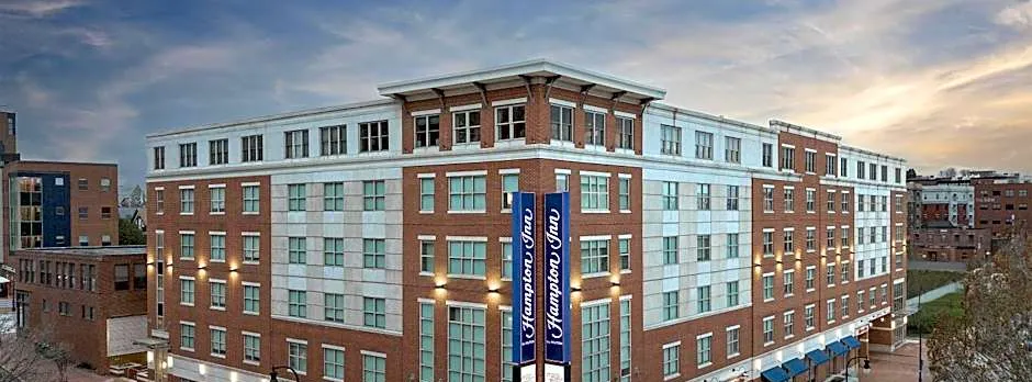 Hampton Inn Portland Downtown - Waterfront