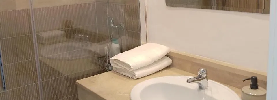 Apartamentos Serrallo