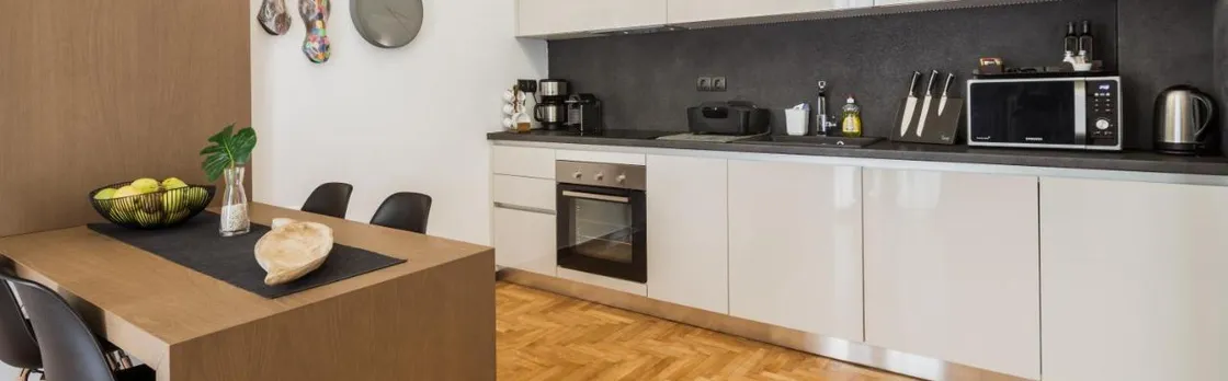Acropolis Executive Suite