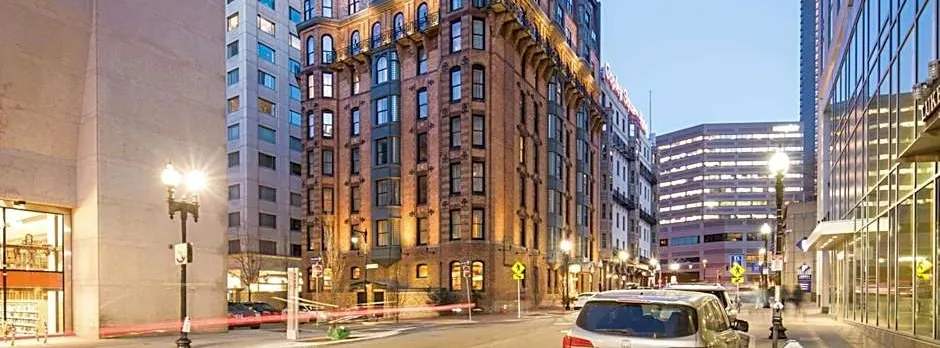 Courtyard by Marriott Boston Copley Square