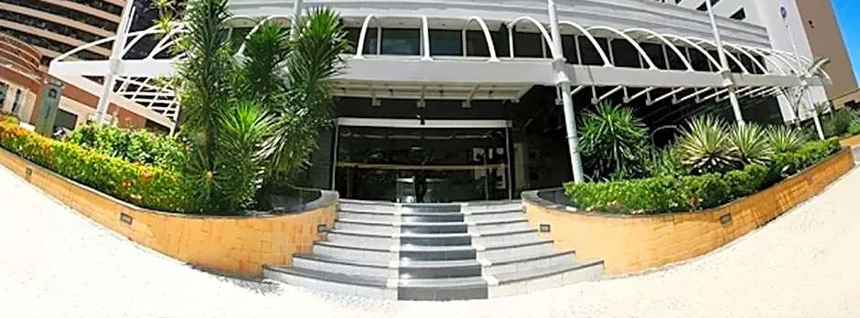 Plaza Praia Suítes