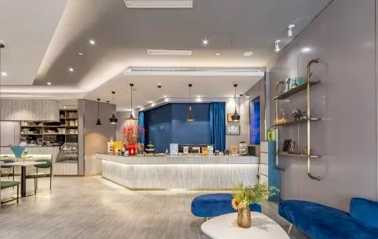 Viewking E-sports Hotel (Changshou Road Wuning Road Metro Station)