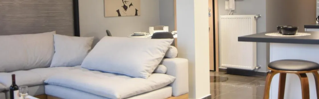 Comely Luxury Apt Must