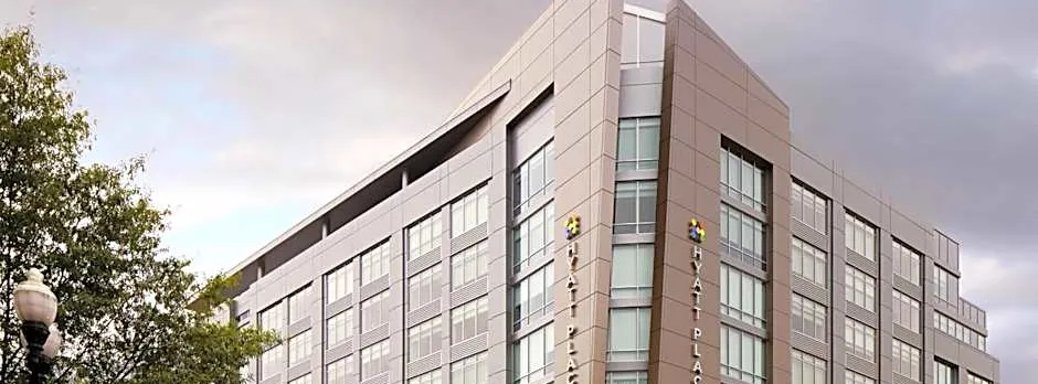 Hyatt Place Arlington Courthouse Plaza
