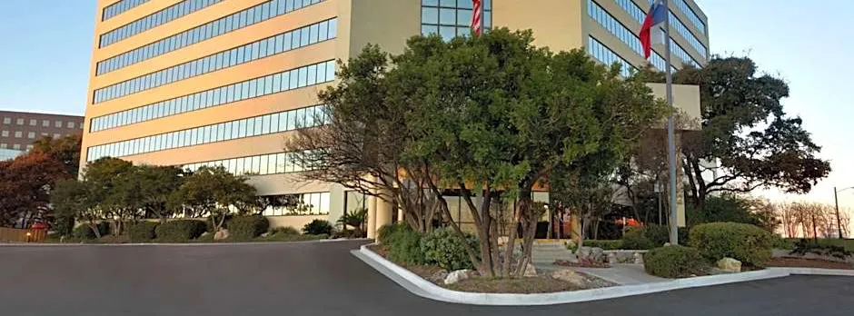 Embassy Suites by Hilton San Antonio Airport