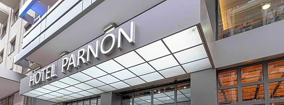 Parnon Hotel